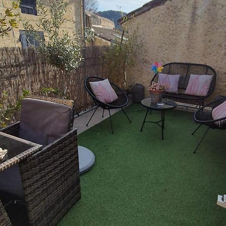 Proche D'Uzes La Terrasse Du Soleil Levant Collias Eksteriør bilde